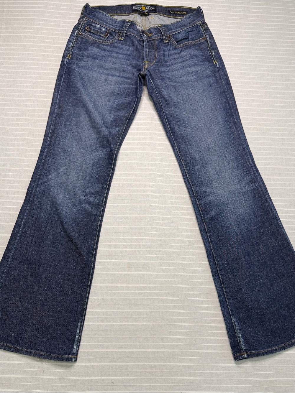 Vintage Lucky Brand Lil Maggie Low Rise Flare Jeans – Size 2/26